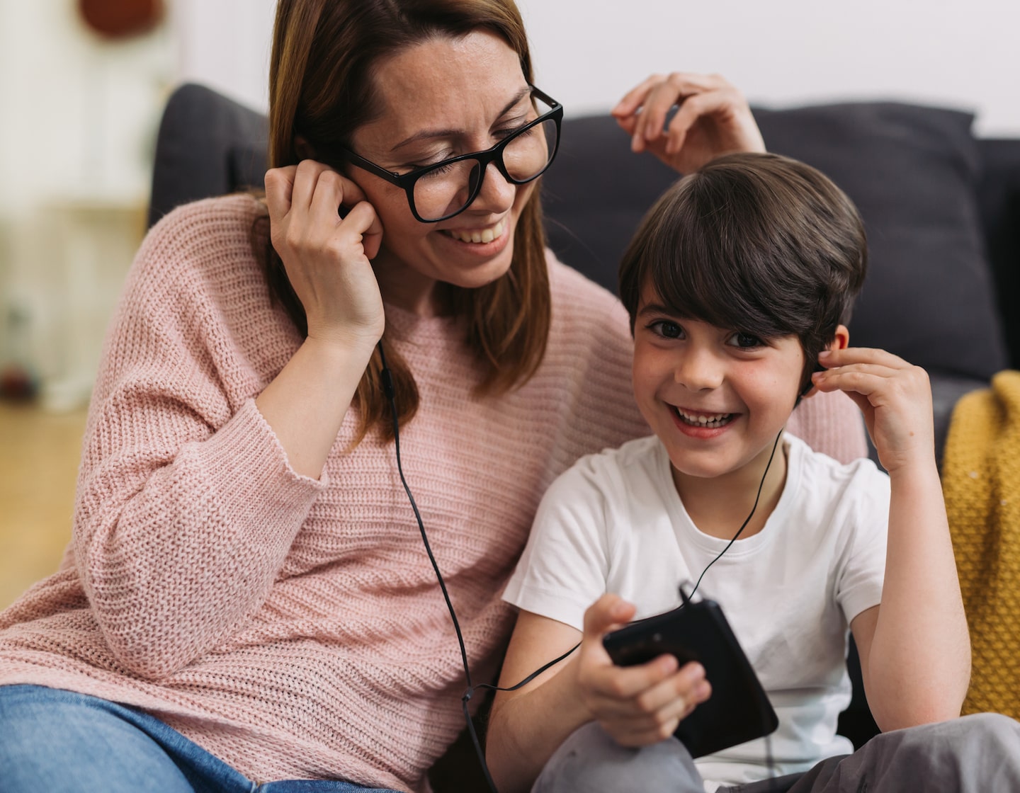 子供向けのベスト ポッドキャスト: 童話、科学、歴史など